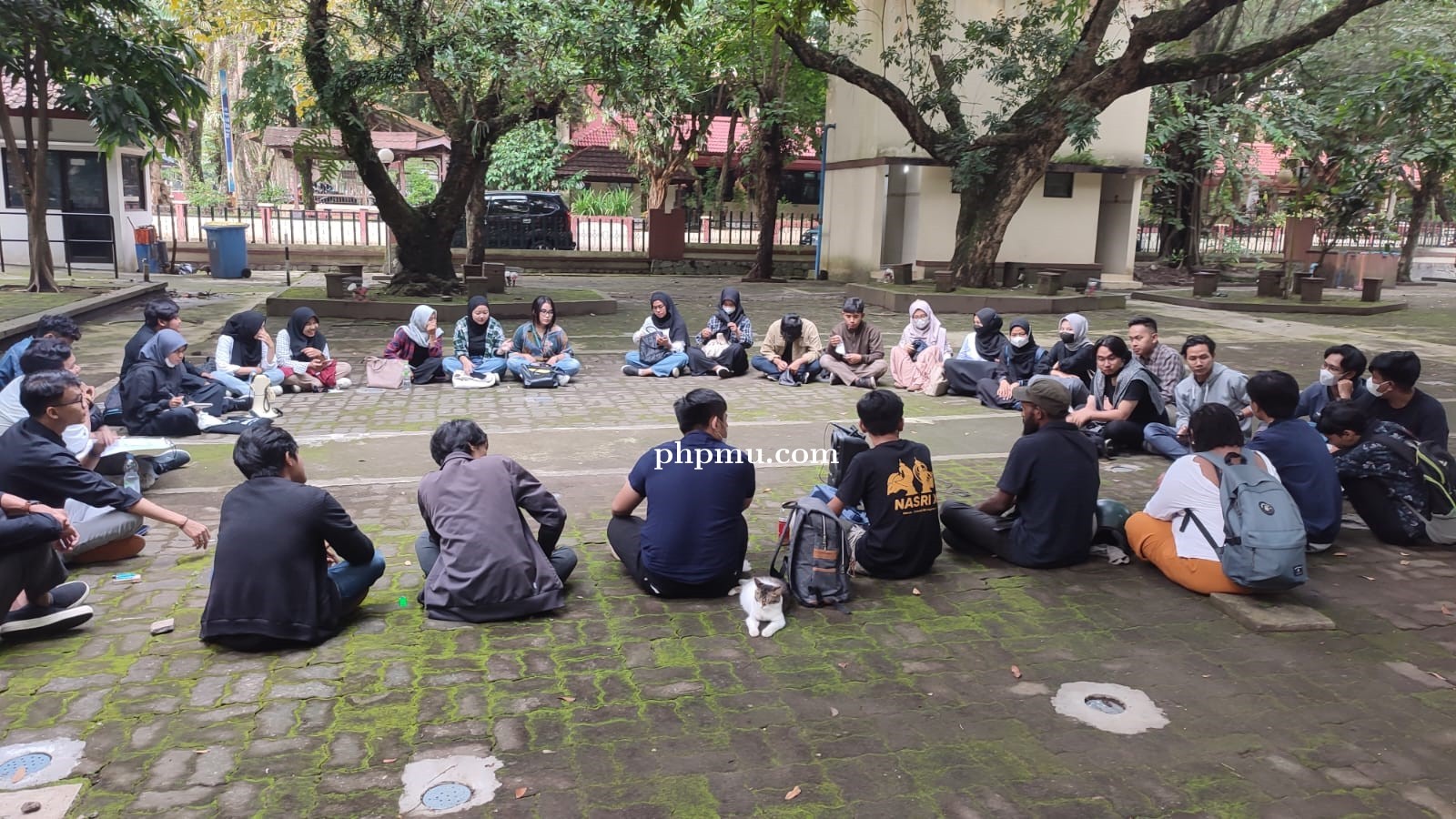 BEM UNY SENDIRI SIAP MENJADI PELOPOR GENERASI MUDA TERUTAMA BEM DAN MAHASISWA UNY YOGYAKARTA LAINNYA